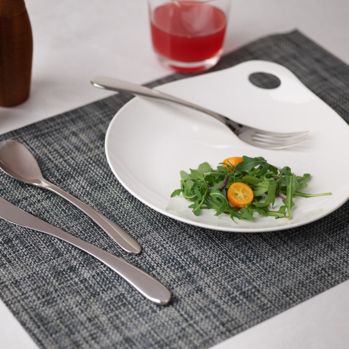 Portables Dinner Plate - 11in. image number null